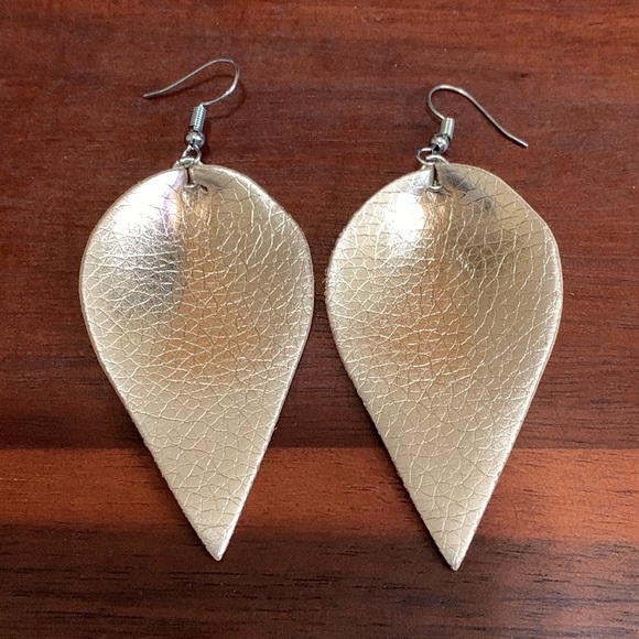Jewelry - Boho Faux Leather Leaf Earrings